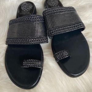 VINCE CAMUTO dressy sandals